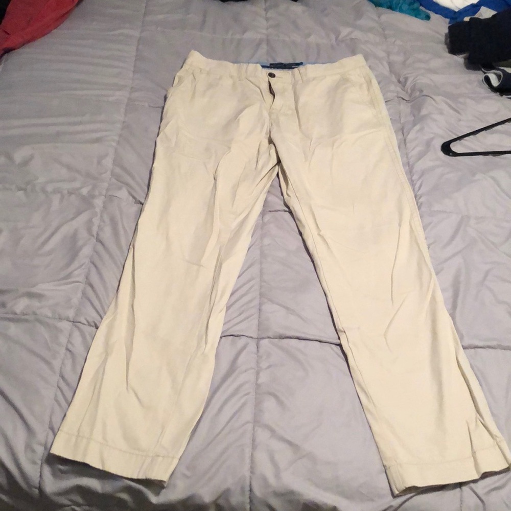 Tommy Hilfiger khakis